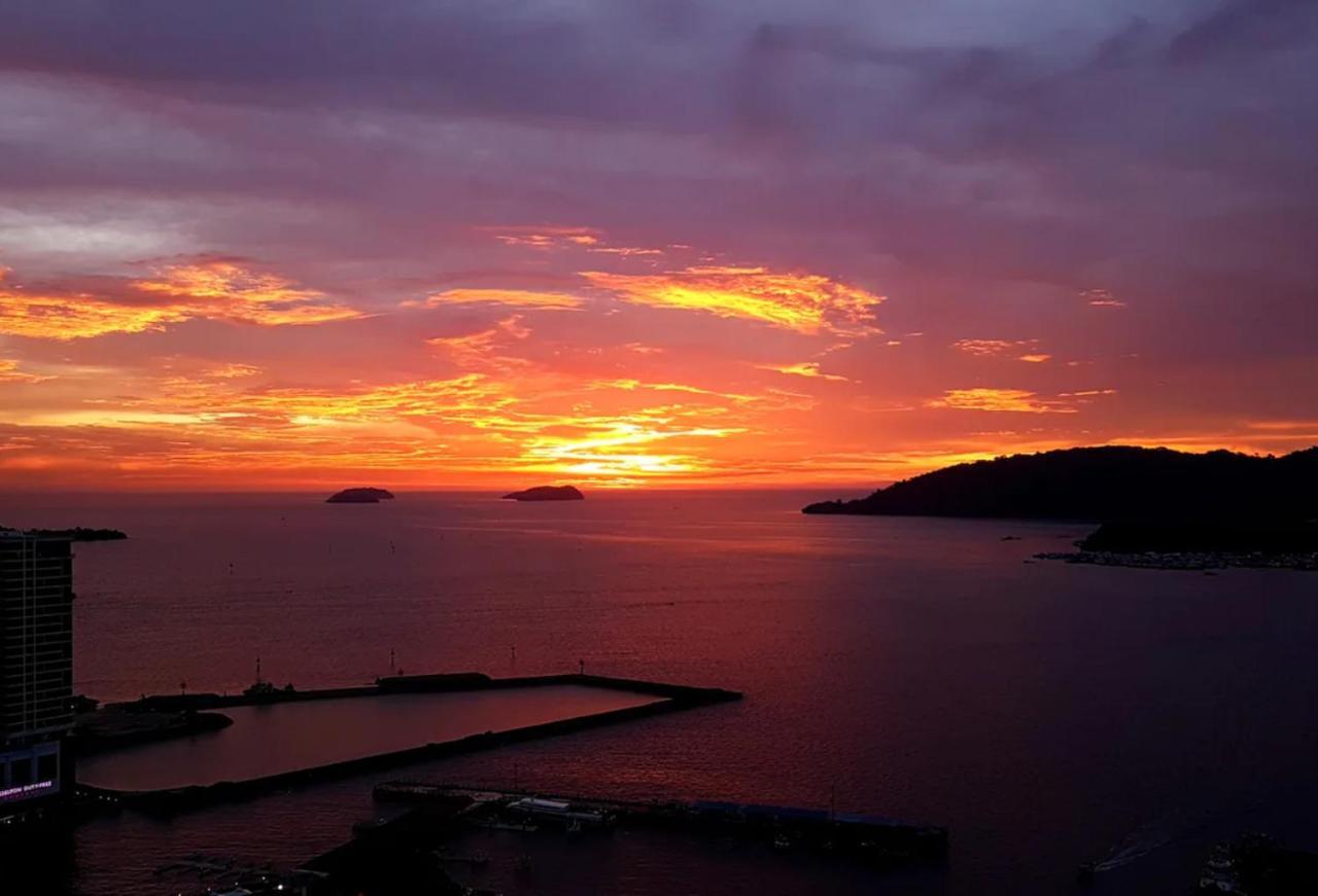 Hotel Jesselton Quay Sea View Kota Kinabalu Exteriér fotografie