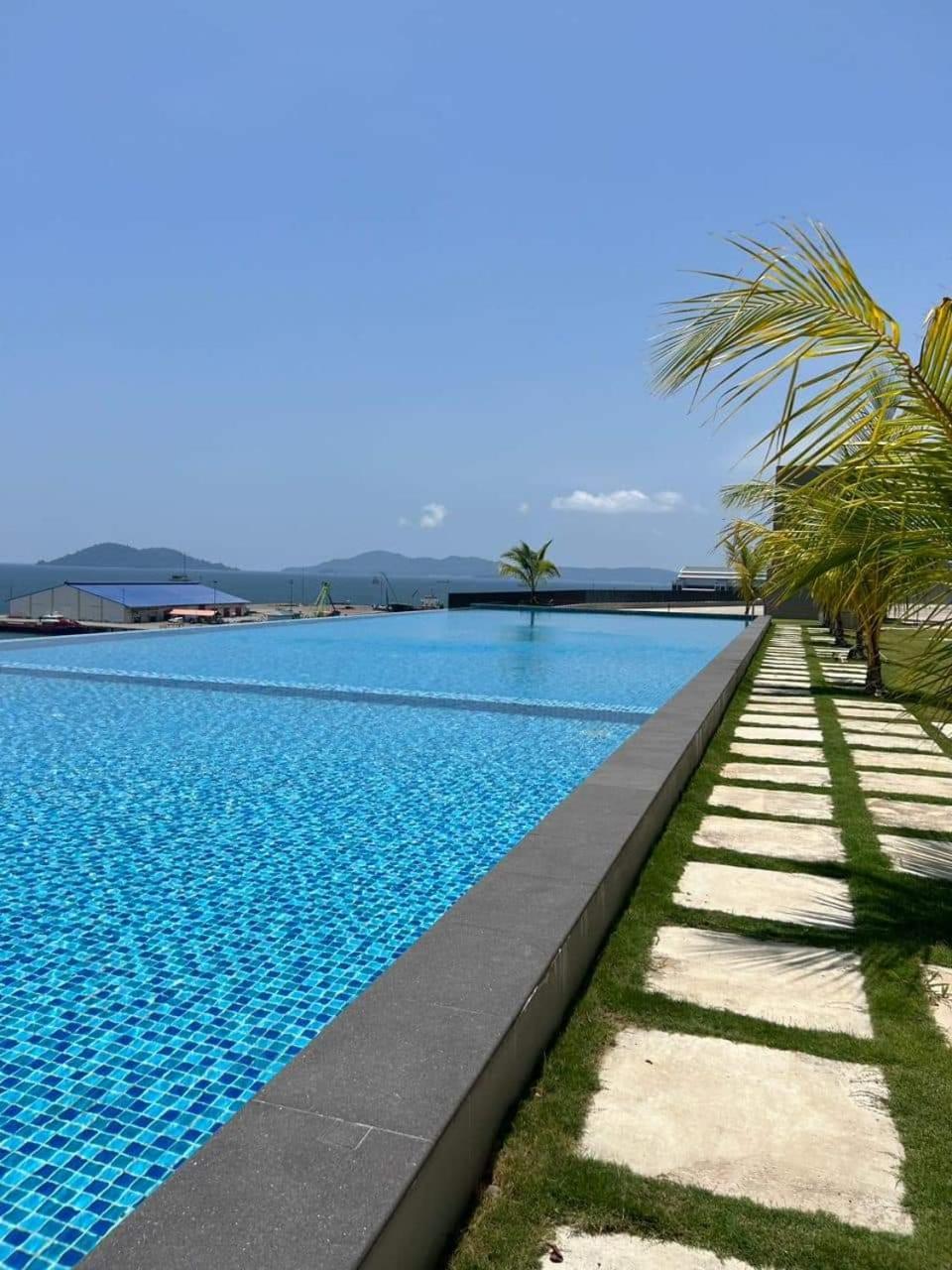 Hotel Jesselton Quay Sea View Kota Kinabalu Exteriér fotografie